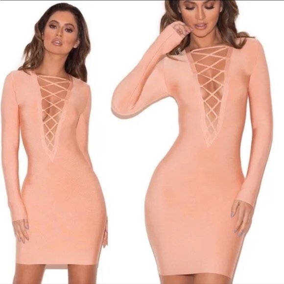 House of CB Peach Pink Lace Front Reyna Bandage Mini Dress Size Small - Picture 6 of 8